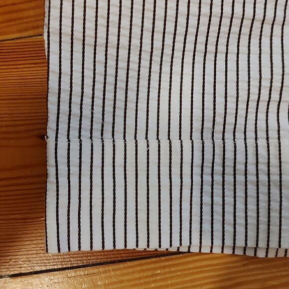 W by Worth High Rise Striped Shorts Brown/White Pleated with Pockets Size 10 - Picture 4 of 10